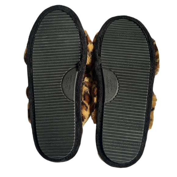 New BP Mae Cross Strap Faux fur Soft Leopard Print Women’s Slippers sze 11/12 - Picture 7 of 8